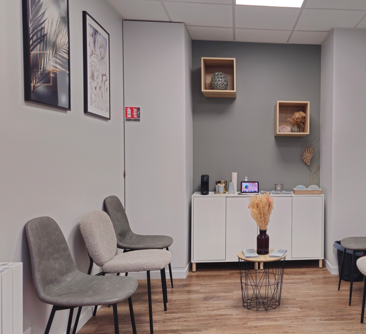 Les lieux | Dermatologue chirurgien | Chirurgie dermatologique | Institut R.E.N | Gonesse